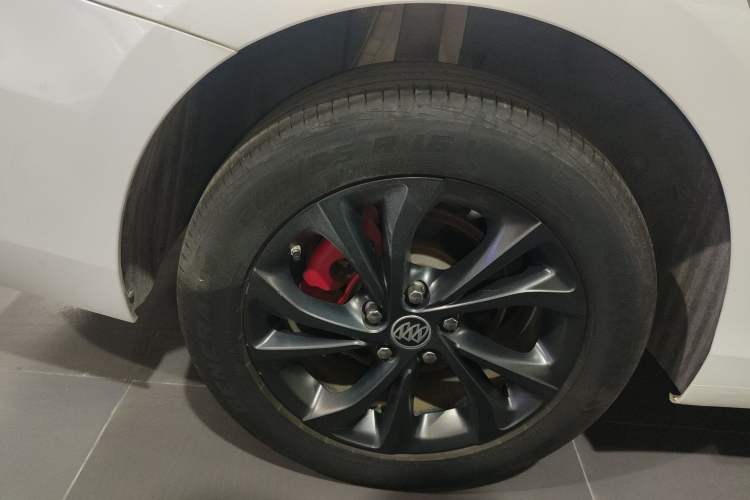 Used Buick Verano 2023 Pro GS Hunter Wind Edition