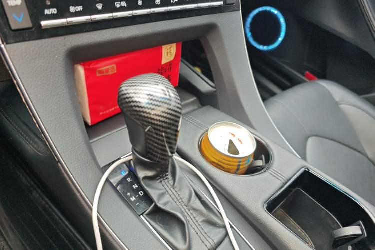 Used Toyota Avalon 2019 2.0L Luxury Edition China VI Standard