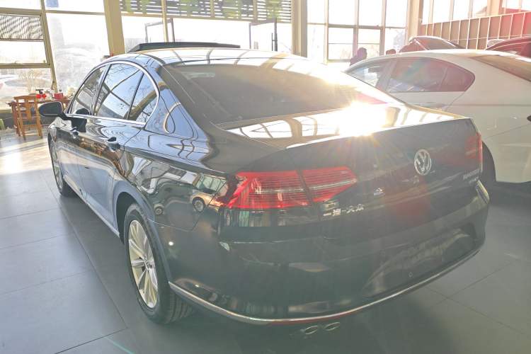 Used Volkswagen Magotan 2018 330TSI DSG Advanced Model
