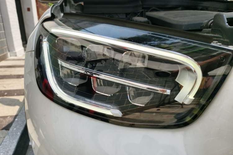 Used Mercedes-Benz GLC 2021 GLC 300 L 4MATIC Dynamic Model Right Front Headlight