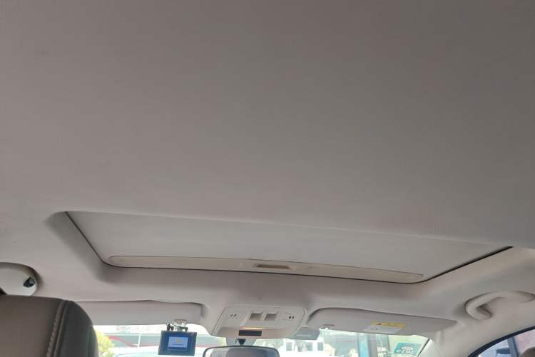 Used Chevrolet Cruze 2015 1.5L Automatic Luxury Edition Headliner