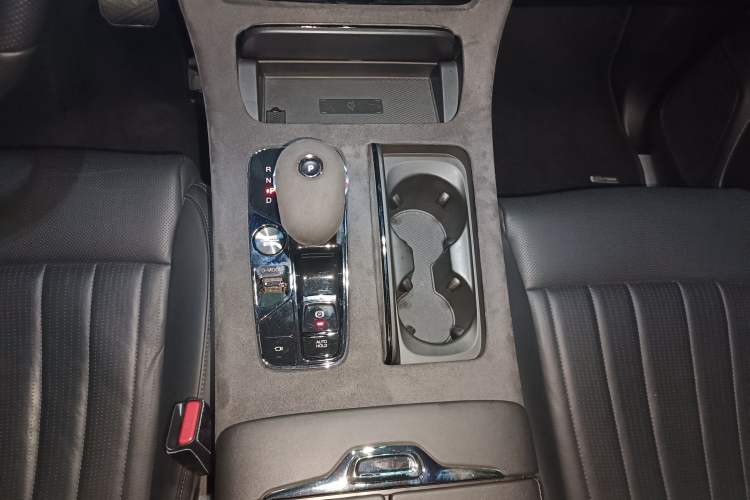 Used GAC Trumpchi M8 2023 Zongshi Series Dual-Motor Supreme Edition