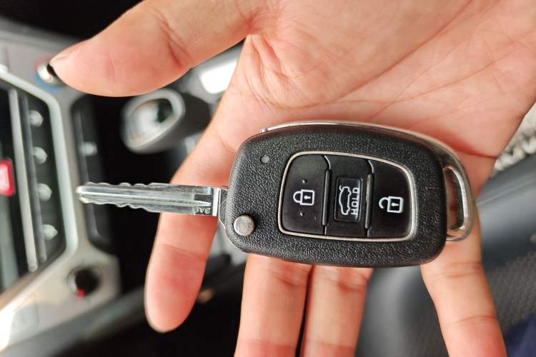 Used Hyundai Elantra (6th Generation / Lingdong) 2016 1.6L Automatic ZhiXuan – Elite Version