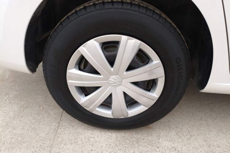 Used Volkswagen Jetta 2015 Value Edition 1.6L Automatic Fashion Version
