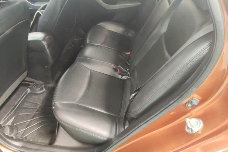 Used Hyundai Elantra (5th Generation / Langdong) 2012 1.6L Manual Leading Model
