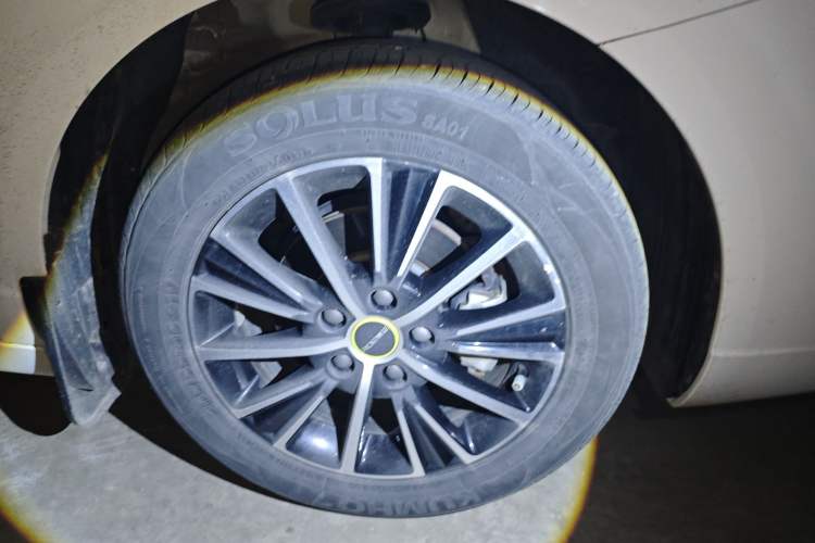 Used Roewe i5 2021 Revised Version 1.5L CVT Diamond Edition
