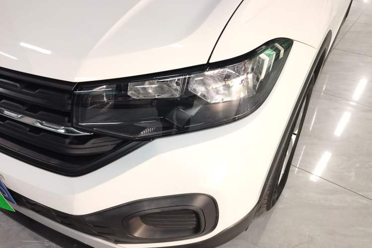 Used Volkswagen Tacqua 2020 1.5L Automatic Shang
