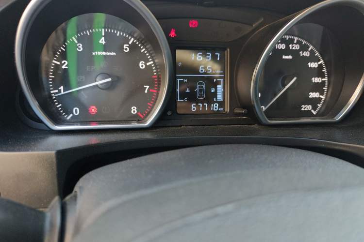 Used Zotye T600 2016 1.5T Manual Luxury Edition
