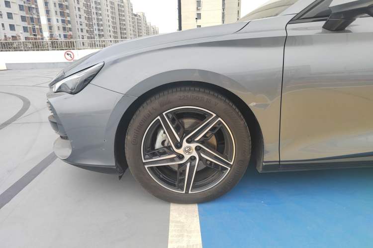 Used MG 7 2023 1.5T DCT Luxurious Supreme Edition