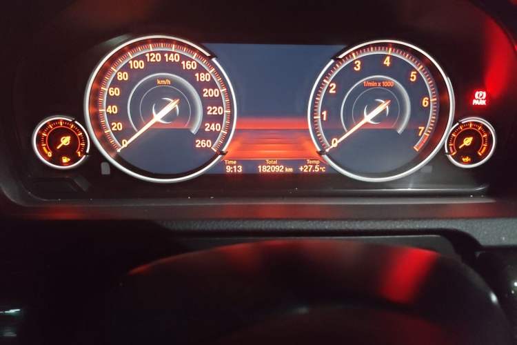 Used BMW 5 Series GT 2015 528i Luxury Edition