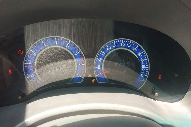 Used BYD L3 2015 Energy-Efficient Model 1.5L Automatic Comfort Edition Instrument Cluster