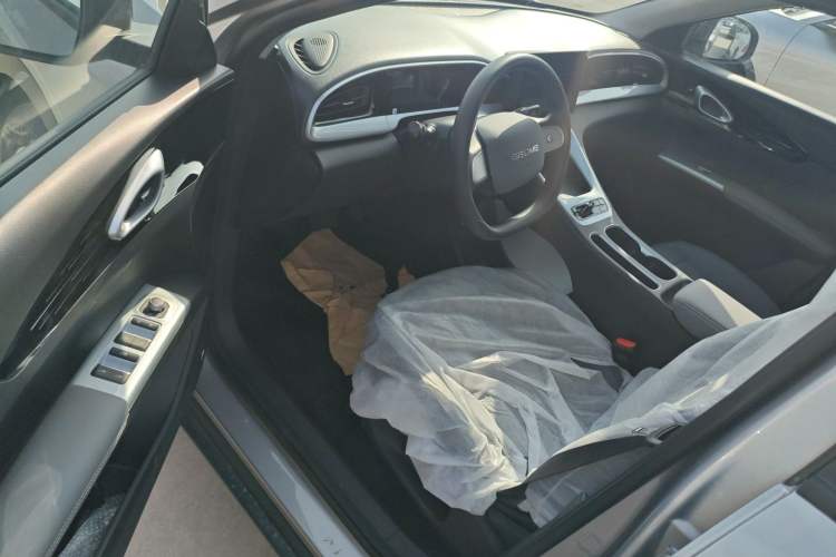 Used Geely Galaxy Geome 2026 Model 410km Carefree Edition Driver Seat