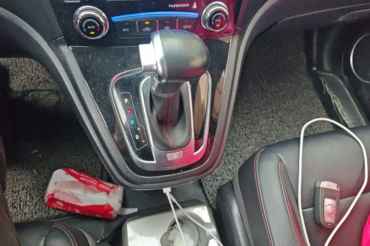 Used Haval H6 2016 Upgraded Model 1.5T Automatic Two-Wheel Drive Elite Version