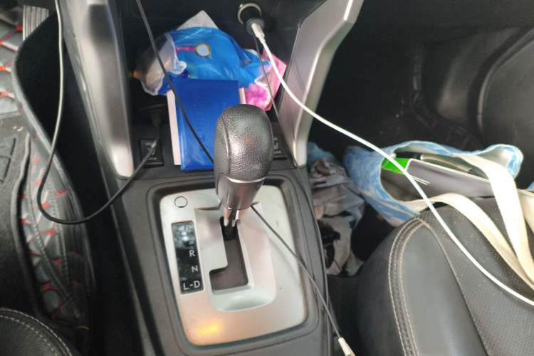 Used Subaru Forester 2014 2.5i Automatic Elite Edition Gear Lever