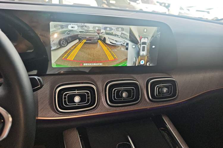 Used Chery Tiggo 9 C-DM 2025 1.5T 106KM Ultra-Comfort Edition 5 Seats Lithium-NMC
