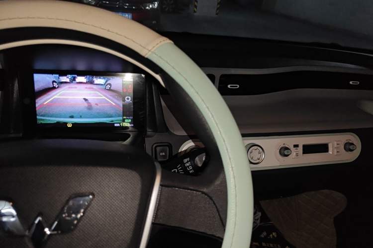 Used Wuling Hongguang MINIEV 2022 Macaron Premium Model – Lithium Iron Phosphate