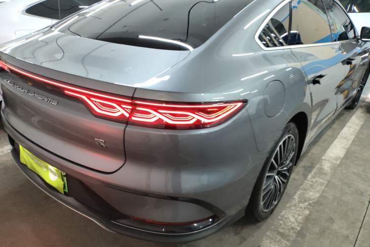 Used BYD Han 2022 DM-i 121KM Luxury Model Exterior 3