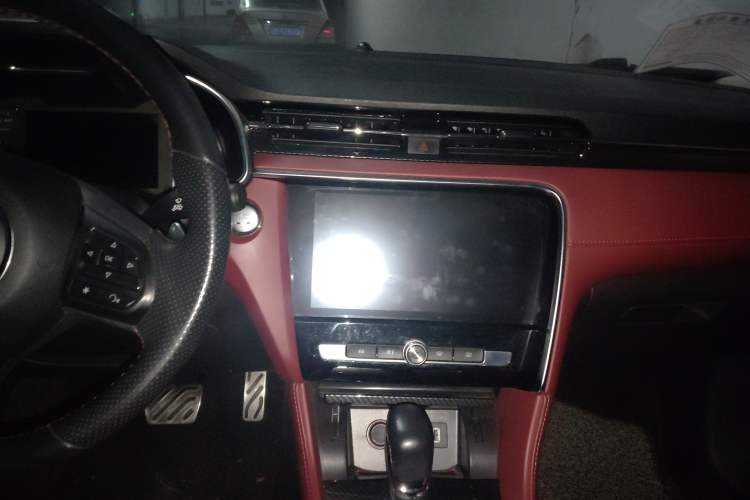 Used MG 6 2019 20T Automatic Trophy Competition Edition + BOSE Luxury Sound System Package Audio And AC Panel