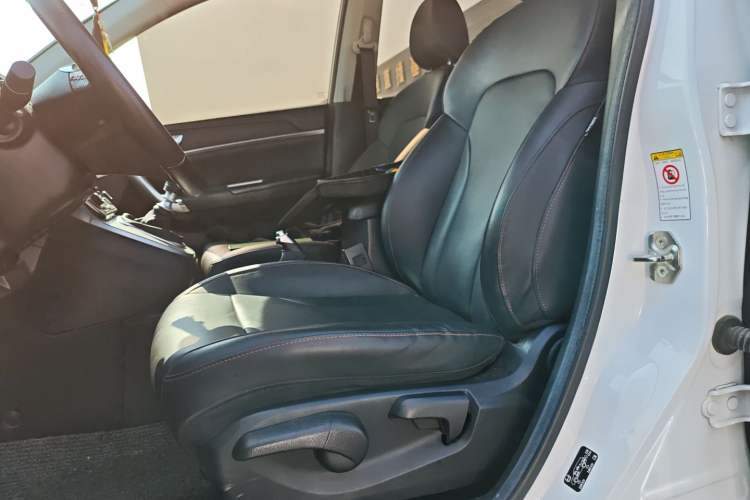 Used Haval M6 2018 1.5T Manual Two-Wheel Drive Elite Model
