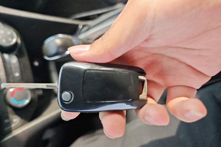 Used Chevrolet Monza 2019 RS 330T Automatic Comfort Edition China VI Standard