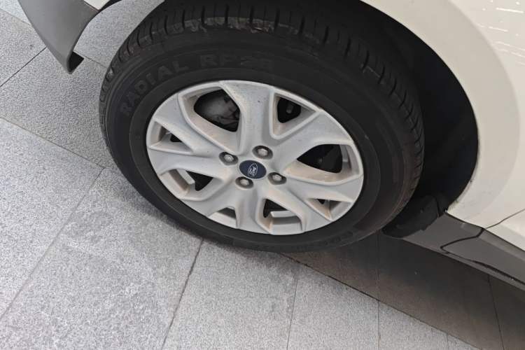 Used Ford EcoSport 2017 1.5L Automatic Trend Model
