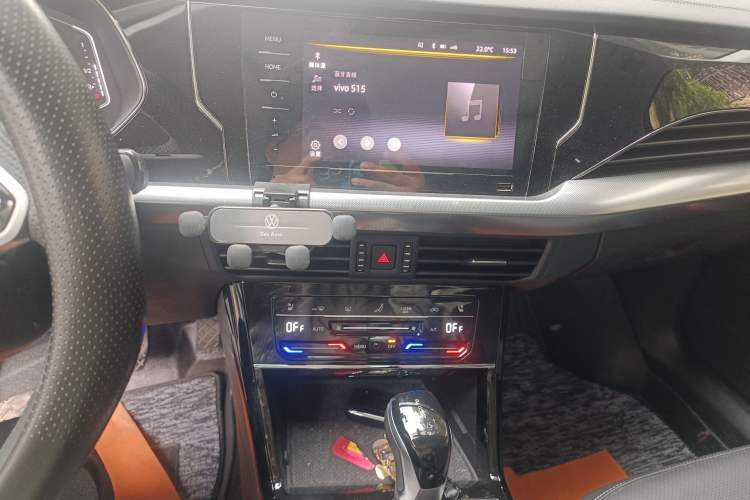 Used Volkswagen Passat 2024 330TSI Starry Elite Edition Audio And AC Panel