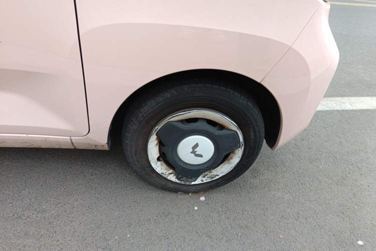 Used Wuling Hongguang MINIEV 2022 Macaron Premium Model – Lithium Iron Phosphate