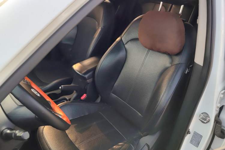 Used Hyundai ix35 2015 2.0L Automatic 2WD Smart Version China V Standard
