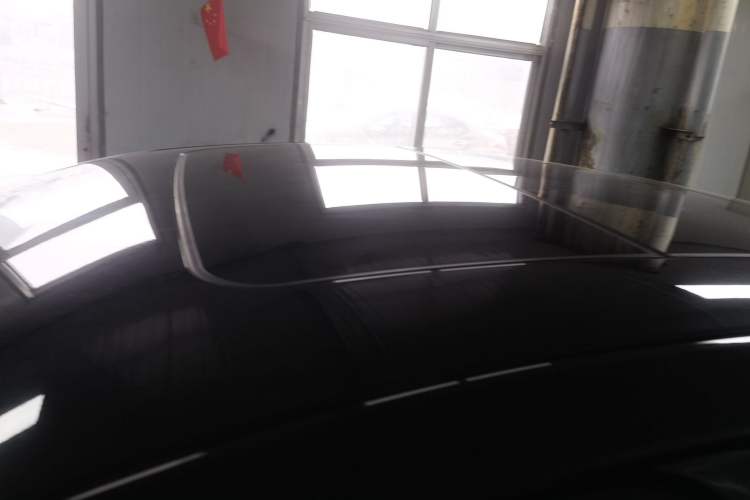 Used Cadillac XTS 2015 28T Comfort Model Roof