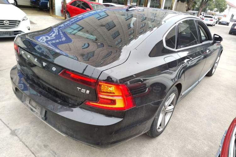 Used Volvo S90 2020 T5 Zhiyi Luxury Edition
