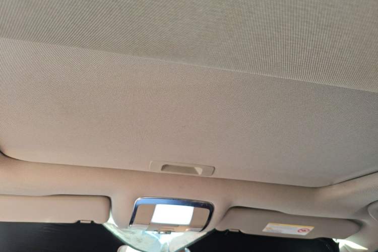 Used Zotye T600 Coupe 2017 1.5T Automatic Luxury Model Headliner