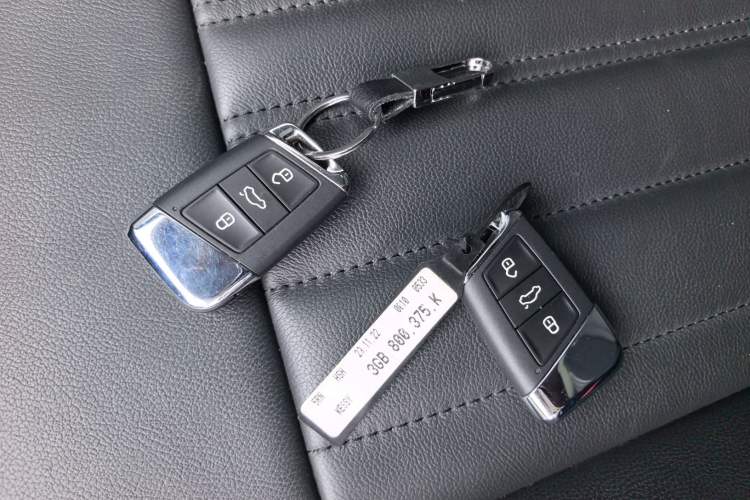 Used Volkswagen Passat 2023 Revised 330TSI Starry Elite Edition Vehicle Key