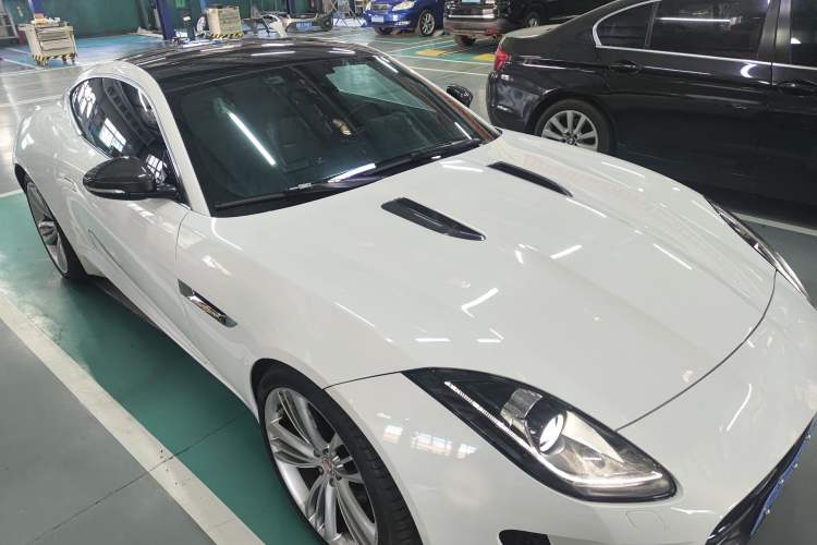 Used Jaguar F-TYPE 2016 3.0 SC S Hardtop Version
