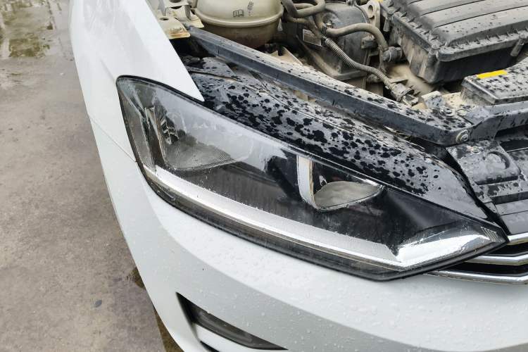 Used Volkswagen Golf Sportsvan 2016 1.6L Automatic Comfort Model Right Front Headlight