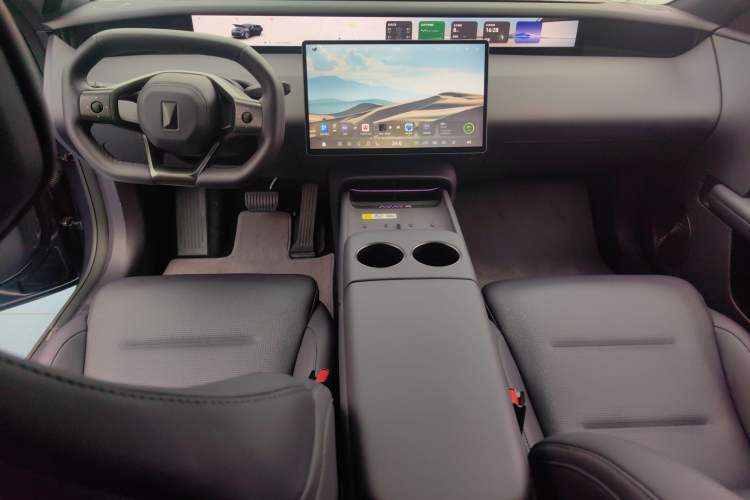 Used Avatr 06 2025 Ultra Pure Electric Edition Center Console