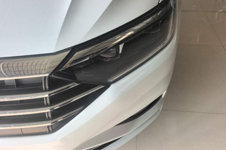 Used Volkswagen Sagitar 2022 280TSI DSG Flyover Edition Left Front Headlight