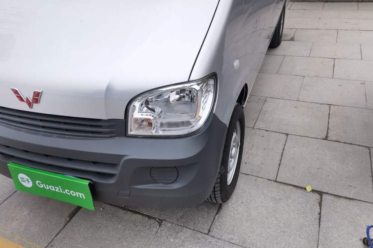 Used Wuling Zhiguang 2023 1.5L Practical Version 5/7 Seats