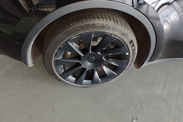 Used Tesla Model Y 2022 Rear-Wheel-Drive Version
