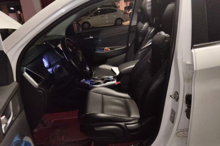 Used Hyundai Tucson 2015 1.6T Dual-Clutch Two-Wheel-Drive Leading Model