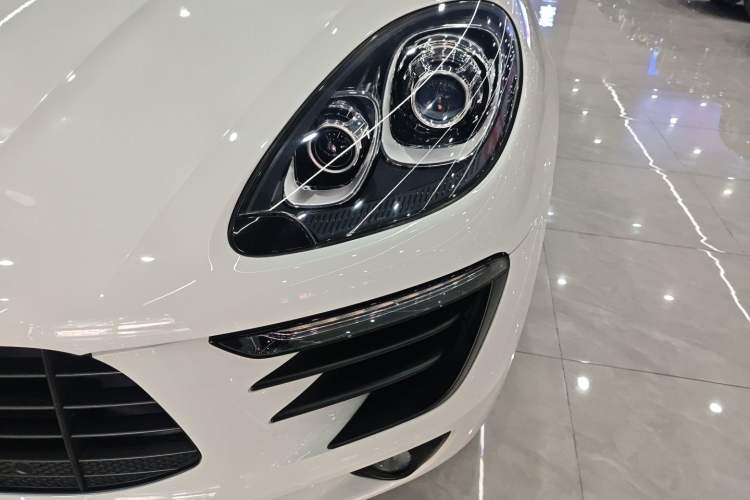 Used Porsche Macan 2017 Macan 2.0T
