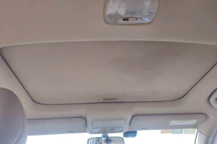 Used Honda CR-V 2010 2.4L automatic four-wheel drive luxury version