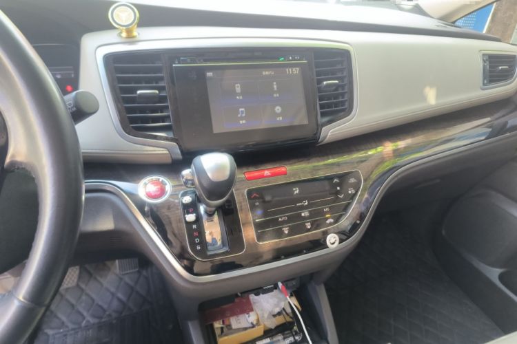 Used Honda Odyssey 2015 Updated Version 2.4L Smart Edition