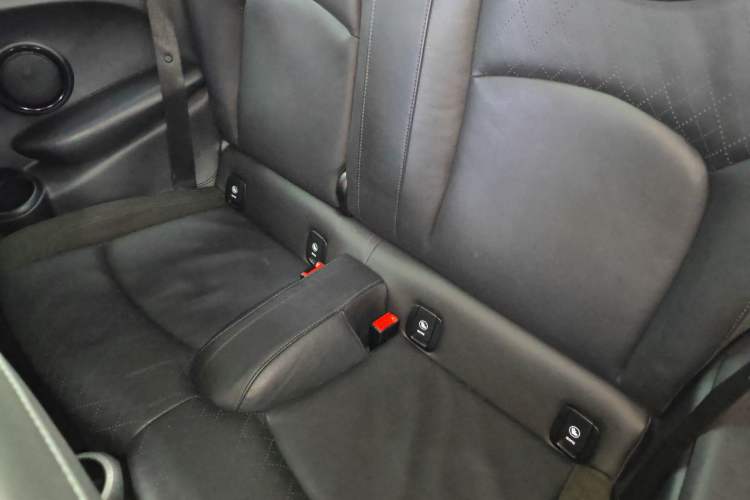 Used MINI 2019 2.0T COOPER S Classic Edition Left Rear Seat