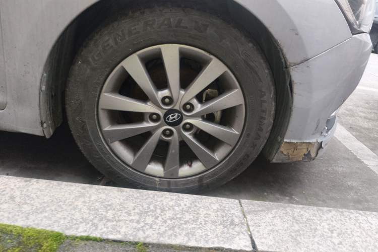 Used Hyundai Mistra 2014 1.8L Automatic Smart GLS
