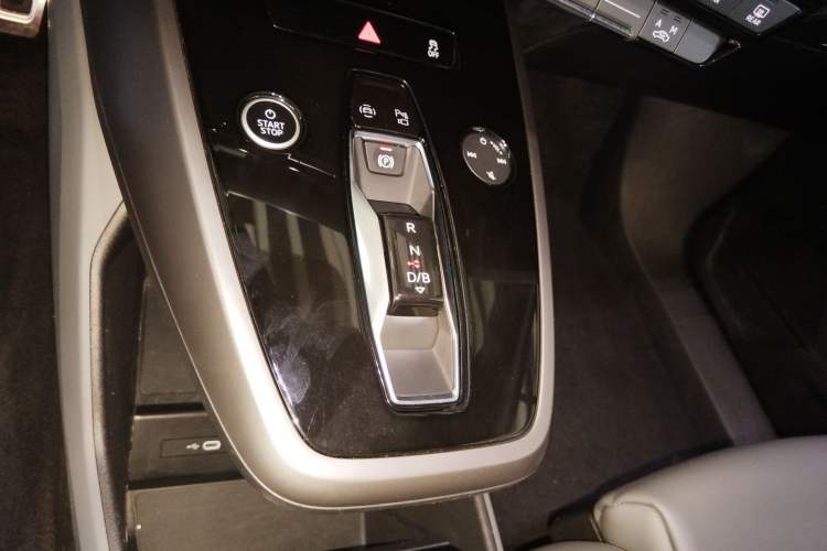 Used Audi Q4 e-tron 2024 40 e-tron Adventure Edition Gear Lever