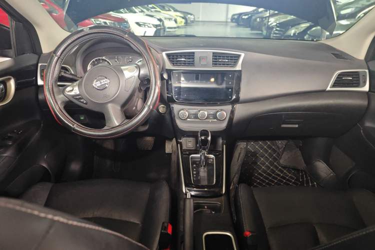 Used Nissan Sylphy 2019 1.6XV CVT Smart Connect Luxury Edition China V Standard Center Console