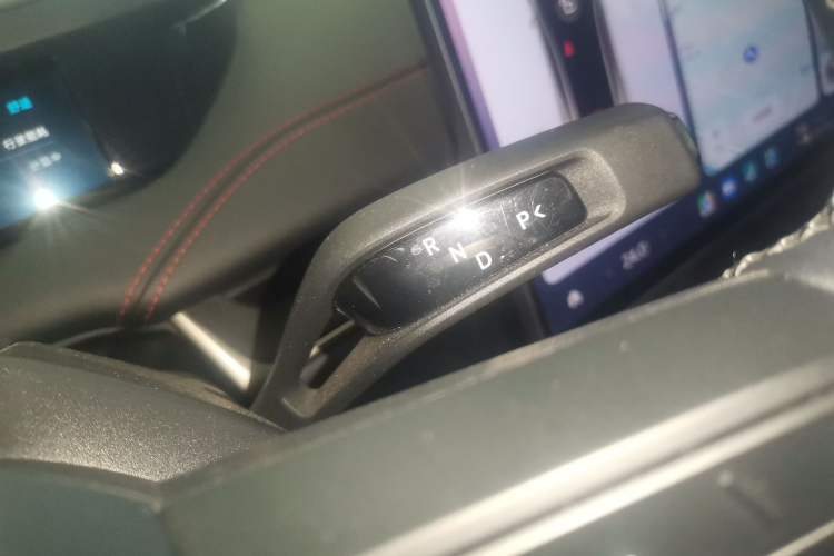 Used Xiaomi Auto SU7 2024 Rear-Drive Long-Range Intelligent Driving Version
