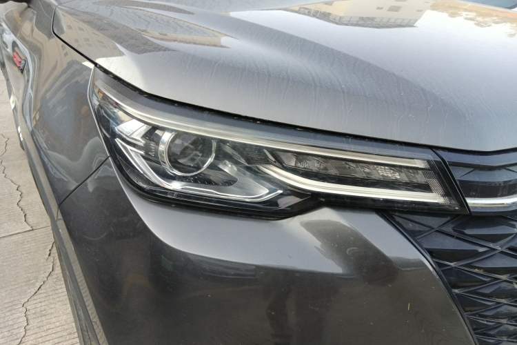 Used CHANGAN CS55PLUS 2021 Blue Whale Edition 1.5T Manual Luxury Model Right Front Headlight