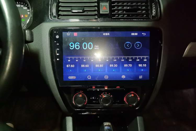 Used Volkswagen Sagitar 2018 280TSI DSG Comfort Model Audio And AC Panel