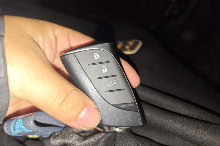 Used Lexus ES 2020 200 Excellence Edition